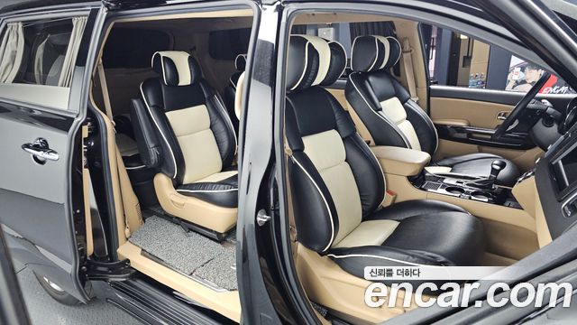 Kia Canival 2019 — photo 12