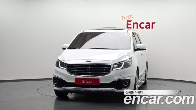 Kia Canival 2018 — photo 3