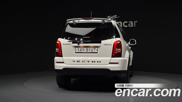 KG Mobility Rexton 2014 — photo 4