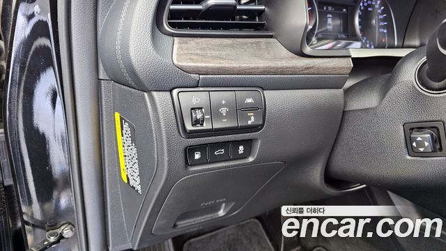 Kia K7 2020 — photo 22