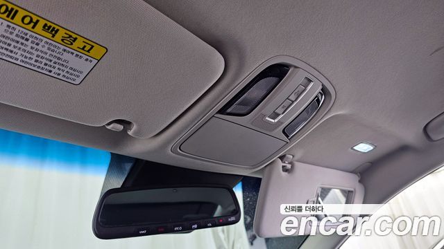Kia K7 2020 — photo 23