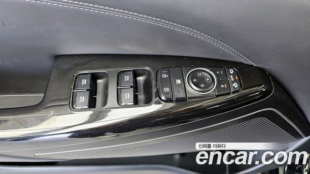 Kia K7 2020 — photo 31