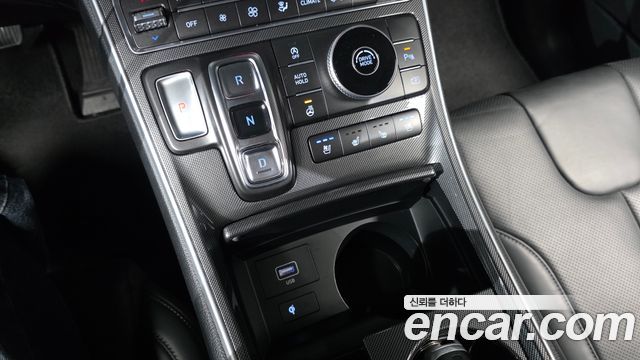 Hyundai Santafe 2021 — photo 12