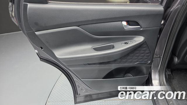 Hyundai Santafe 2021 — photo 15