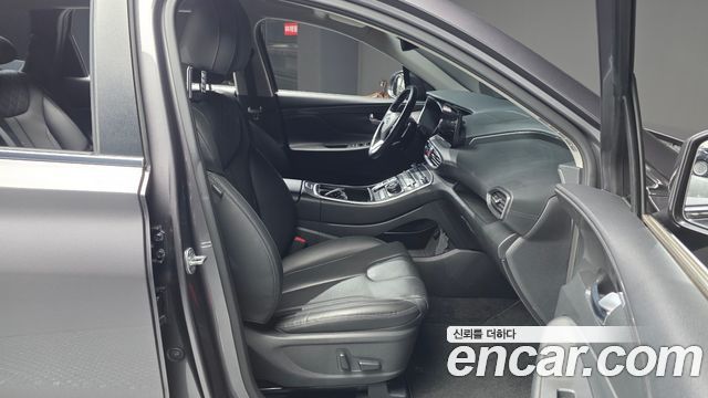 Hyundai Santafe 2021 — photo 16