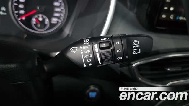 Hyundai Santafe 2021 — photo 27