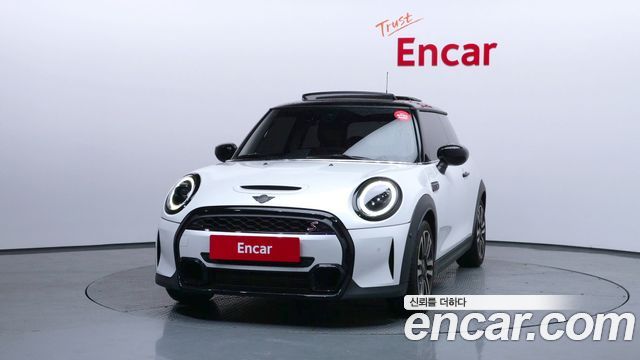 Mini Cooper 2024 — photo 3