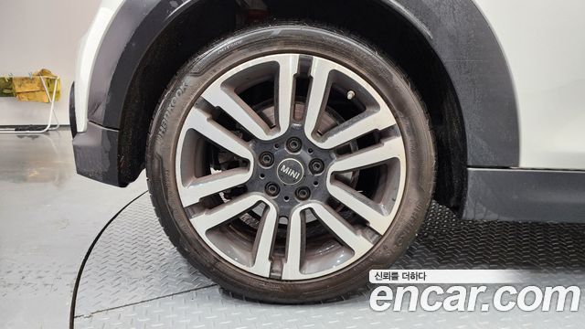 Mini Cooper 2024 — photo 5