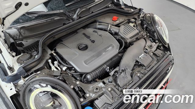 Mini Cooper 2024 — photo 6