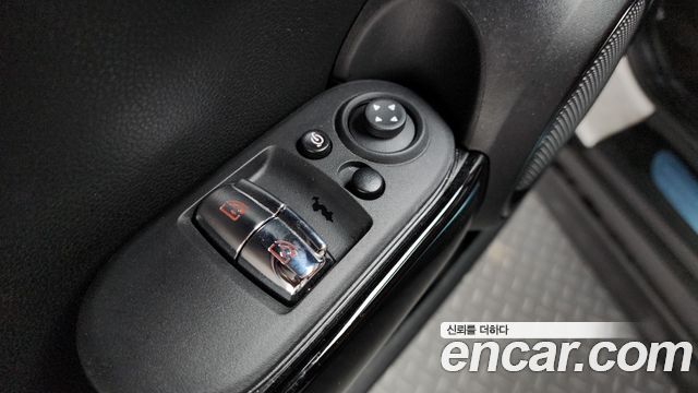 Mini Cooper 2024 — photo 20