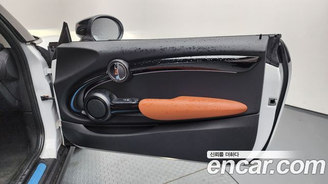 Mini Cooper 2024 — photo 14