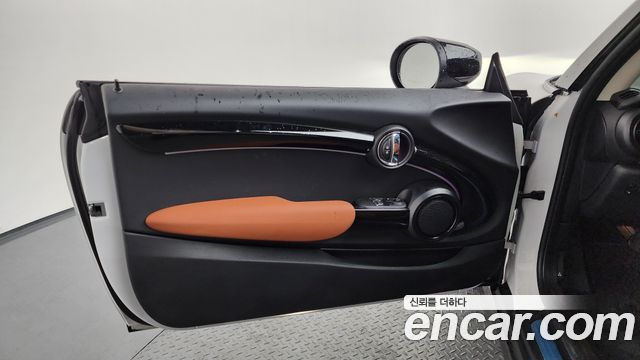 Mini Cooper 2024 — photo 15