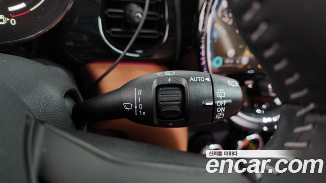 Mini Cooper 2024 — photo 28