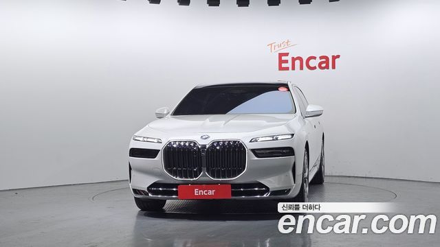 BMW 7-Series 2024 — photo 3