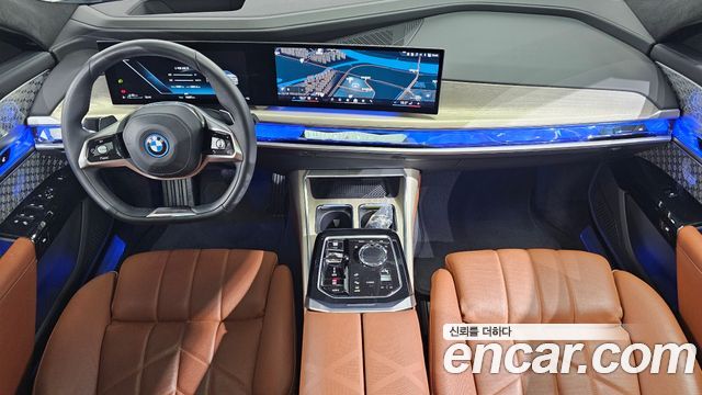 BMW 7-Series 2024 — photo 7