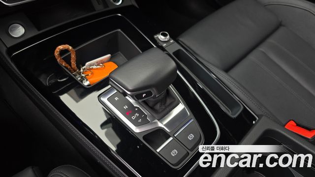 Audi Q5 2021 — photo 12