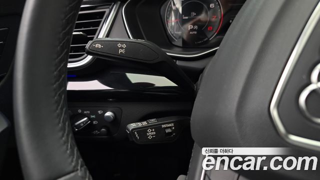 Audi Q5 2021 — photo 25