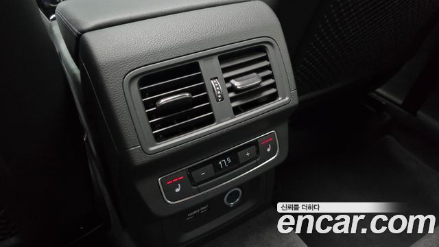 Audi Q5 2021 — photo 29