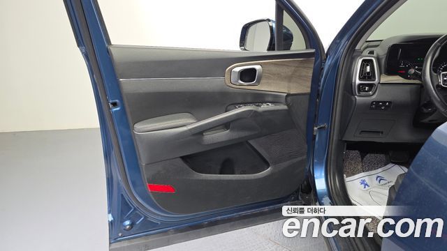 Kia Sorento 2022 — photo 14