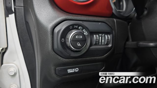 Jeep Gladiator 2023 — photo 14