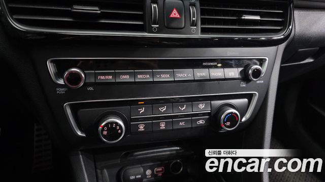 Kia K5 2016 — photo 17
