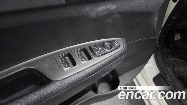 Kia K5 2016 — photo 18