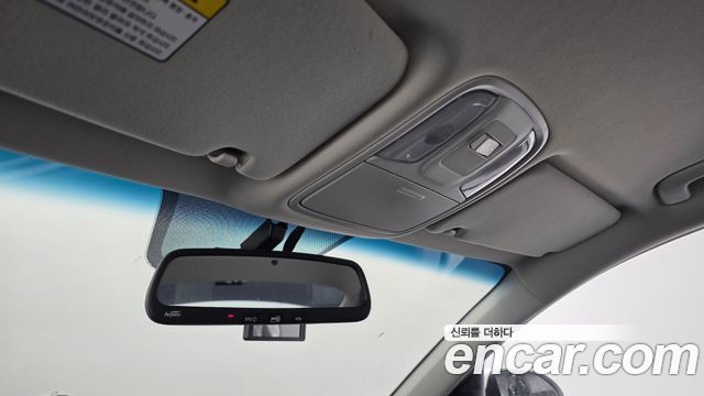 Kia K5 2016 — photo 19
