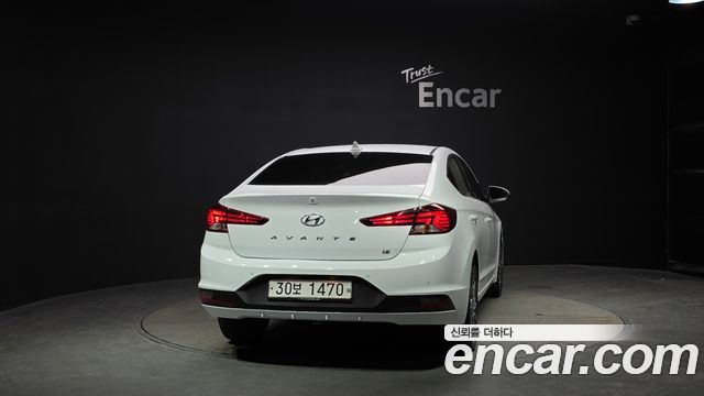 Hyundai AVANTE 2019 — photo 4