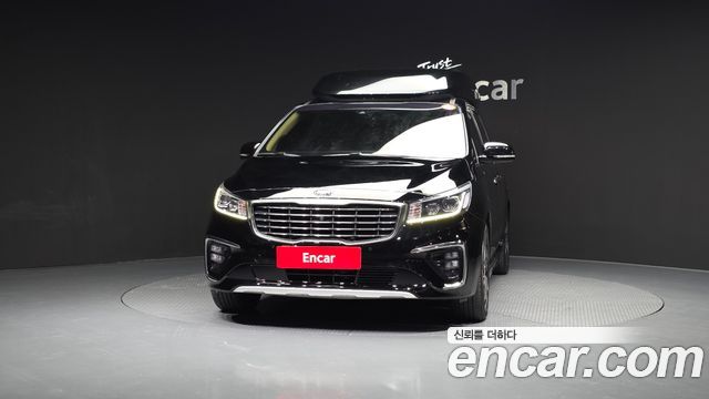 Kia Canival 2019 — photo 3