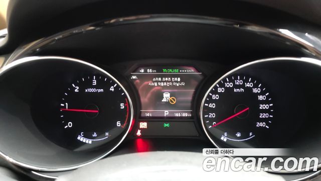 Kia Canival 2019 — photo 11