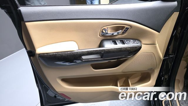 Kia Canival 2019 — photo 14