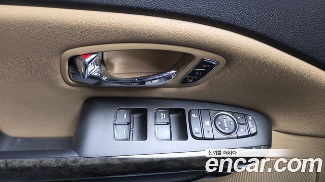 Kia Canival 2019 — photo 30
