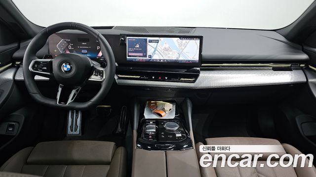 BMW 5-Series 2024 — photo 7