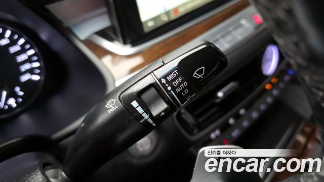 Kia K9 2021 — photo 28
