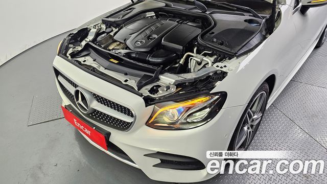 Mercedes-Benz E-Class 2017 — photo 6