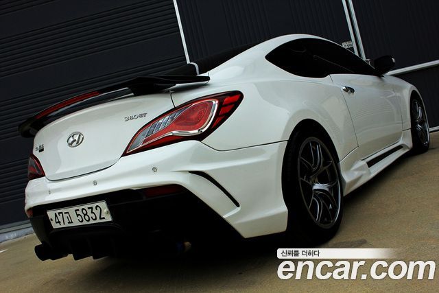 Hyundai Genesis 2012 — photo 4