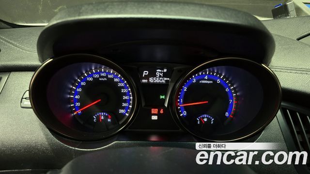 Hyundai Genesis 2012 — photo 8