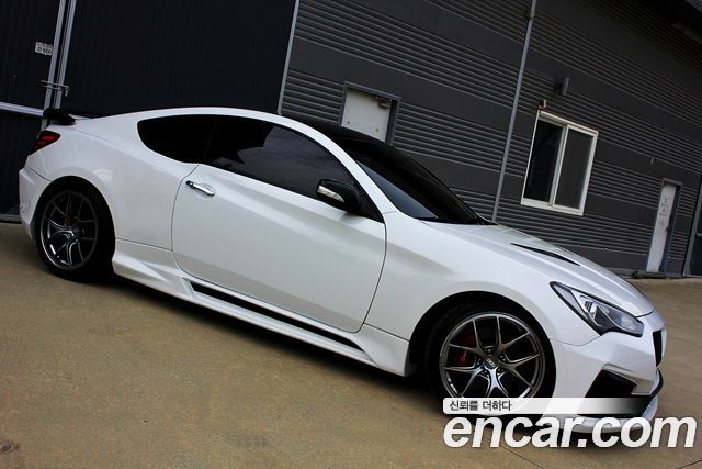 Hyundai Genesis 2012 — photo 16