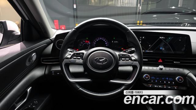 Hyundai AVANTE 2022 — photo 19