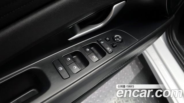 Hyundai AVANTE 2022 — photo 27