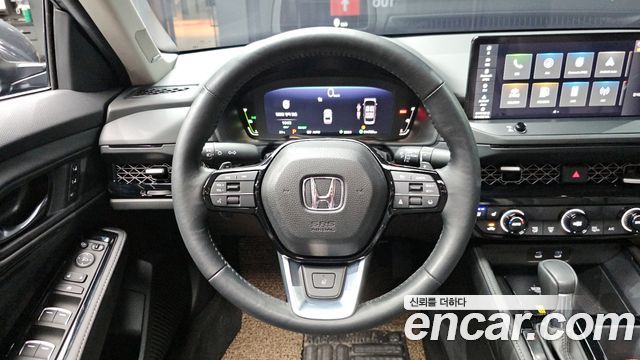 Honda Accord 2023 — photo 19