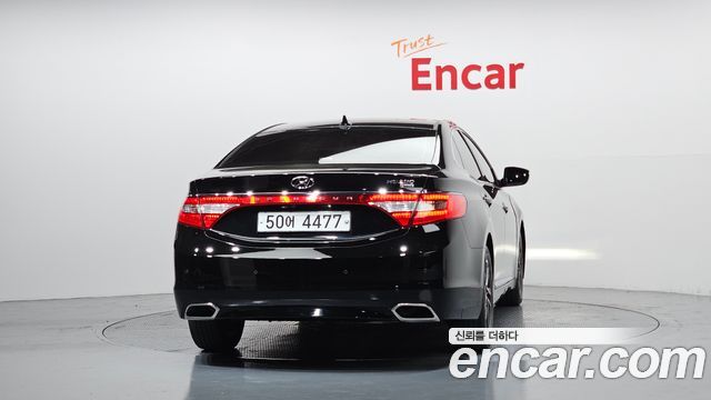 Hyundai Grandeur 2015 — photo 4