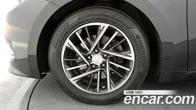 Hyundai Grandeur 2015 — photo 5