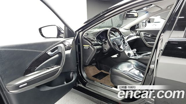 Hyundai Grandeur 2015 — photo 10
