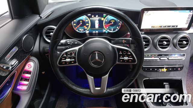 Mercedes-Benz GLC-Class 2022 — photo 20