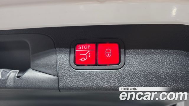 Mercedes-Benz GLC-Class 2022 — photo 22