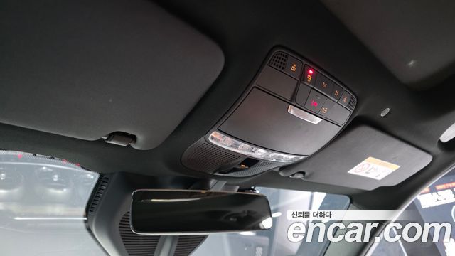 Mercedes-Benz GLC-Class 2022 — photo 24