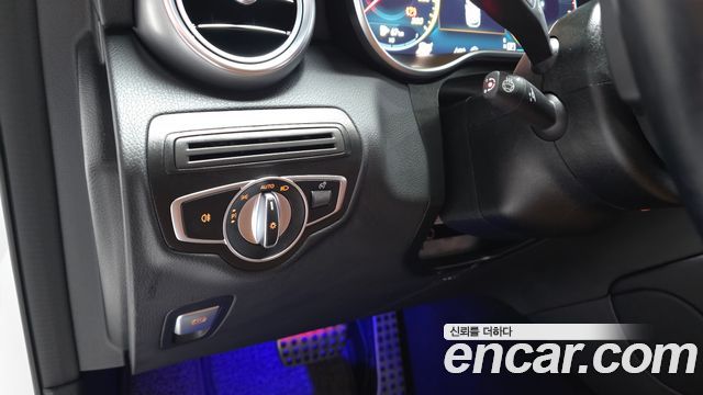 Mercedes-Benz GLC-Class 2022 — photo 25