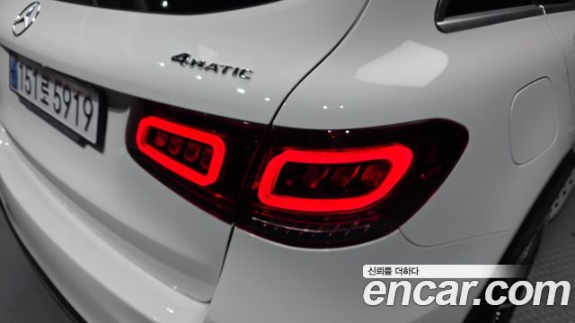 Mercedes-Benz GLC-Class 2022 — photo 9