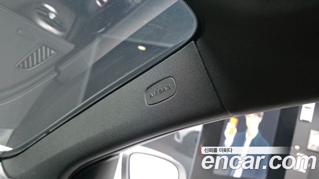 Mercedes-Benz GLC-Class 2022 — photo 33